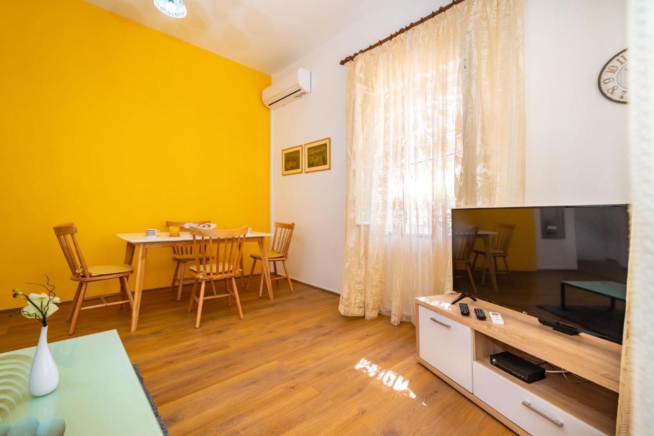 זאדאר History Apartments Center מראה חיצוני תמונה