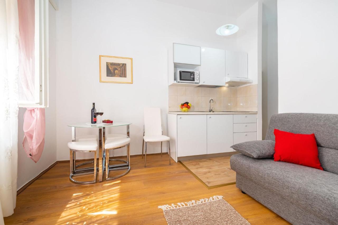 זאדאר History Apartments Center מראה חיצוני תמונה